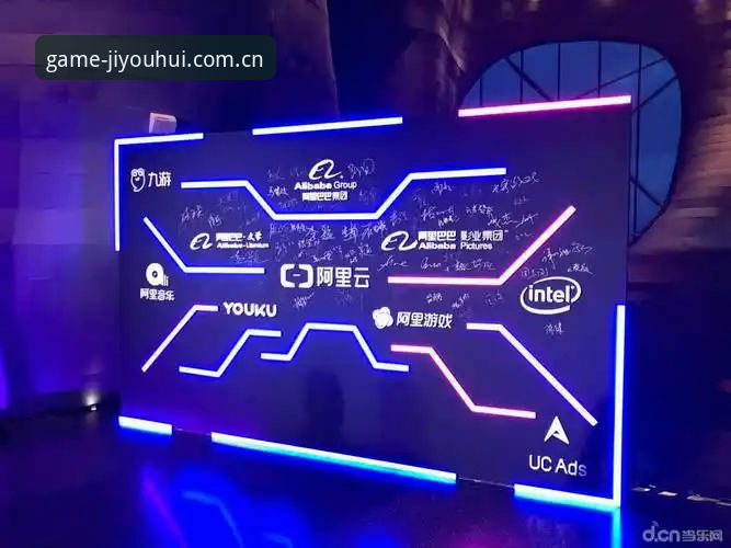 J9九游会官网登录 资深用户深度体验:从曼联中场引援看九游会游戏品牌测评的竞技思维